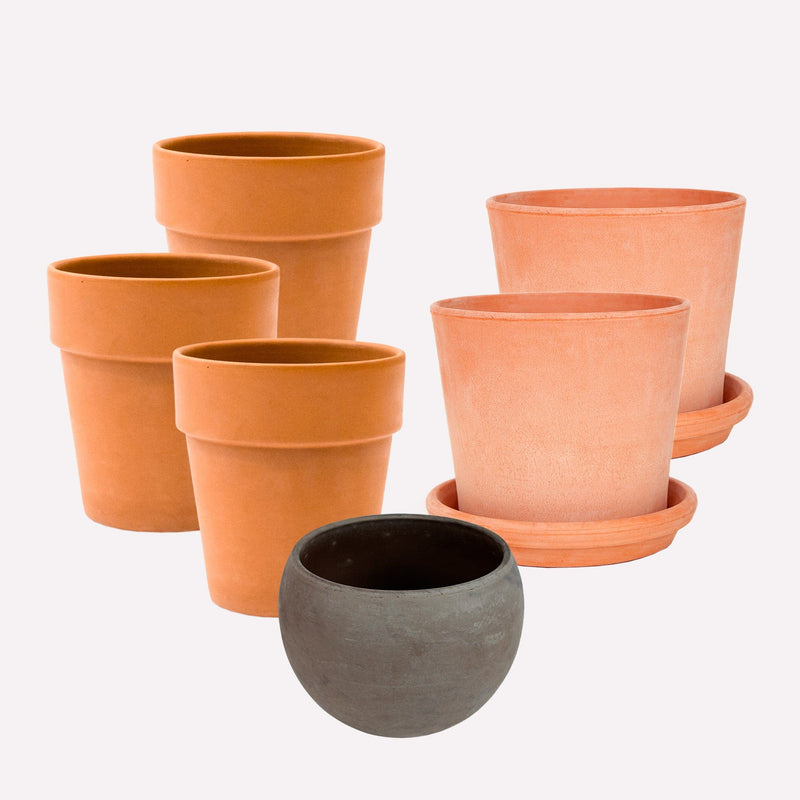 Collage van 6 verschillende terracotta potten