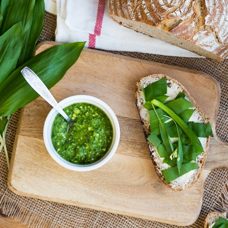pesto van daslook, met brood