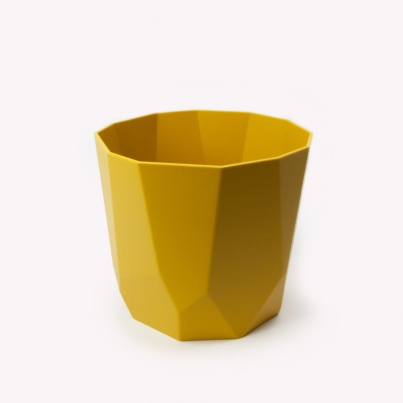 plantenpot okergeel
